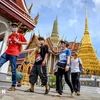 Visitors to the Royal Palace in Bangkok, Thailand. (Photo: AFP/VNA)