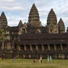 Visitors to the Angkor Wat temple in Siem Reap province, Cambodia (Photo: AFP/VNA)