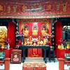 An altar inside the Phap Xuat Duy Giac pagoda in Hong Kong. (Photo: VNA)