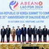 ASEAN and RoK leaders pose for a group photo at the 25th ASEAN-RoK Summit in Vientiane, Laos, on October 10. (Photo: VNA)