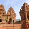 Les tours Po Klong Garai, dans le quartier de Do Vinh, ville de Phan Rang-Thap Cham, province de Ninh Thuan. Photo: VNA