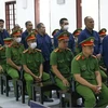 Los sujetos que la USCIRF defiende son en realidad todos los acusados ​​llevados a juicio por violar la ley, como el caso de Thach Chanh Da Ra y sus cómplices en la pagoda Dai Tho, comuna de Loan My, distrito de Tam Binh, Vinh Long. (Fuente: nhandan.vn)