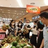 Productos agrícolas y frutas vietnamitas en el sistema de supermercados AEON. (Foto: Vietnam+)