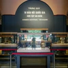 18件国宝和约500件古董展览会在海防市举行。图自VnEpress