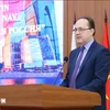 俄罗斯驻越南大使根纳季•贝兹德科发表讲话。图自越通社