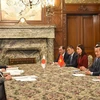 越南政府副总理黎明慨会见日本众议院议长额贺福志郎。图自越通社