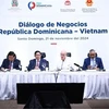 Le PM Pham Minh Chinh assiste à un forum d'affaires Vietnam-République dominicaine. Photo: VNA