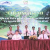 Le Département provincial du Tourisme de Ninh Binh, l'Association provinciale du tourisme et la Société des Chemins de fer du Vietnam signent le 8 juillet un accord de coopération pour la période 2024-2030. Photo : https://ttdn.ninhbinh.gov.vn/