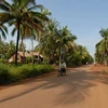 Une route rurale au Cambodge. Photo : vi.wikipedia.org