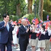 Cérémonie d'accueil officielle en l'honneur du roi du Cambodge. Photo : VNA