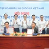 PVEP, PV GAS leaders sign memorandum of understanding for the agreement on supply and consumption of gas from Ky Lan field’s Blocks 103 & 107 (Photo: https://petrovietnam.petrotimes.vn)