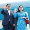 El primer ministro Pham Minh Chinh, su esposa y una delegación de alto rango de Vietnam partieron hoy de Hanoi para realizar una visita oficial de cuatro días a Corea del Sur. (Fuente: VNA)