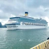 Ha Long: le Costa Serena accoste avec 3.000 croisiéristes à bord