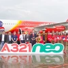 The new aircraft of Vietjet bearing the image symbolizing the 50th anniversary of Vietnam - France diplomatic relations. Photo: Vietjet