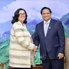 PM Pham Minh Chinh (R) and Vice President of the World Bank (WB) Manuela V. Ferro. (Photo: VNA)