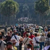 Tourists visit the Angkor Wat in Siem Reap province, Cambodia. (Photo: Xinhua)