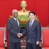 Permanent member of the CPV Central Committee’s Secretariat Luong Cuong (R) and CPI General Secretary Doraisamy Raja (Photo: VNA)