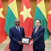 National Assembly Chairman Tran Thanh Man (R) and Guinea-Bissau President Umaro Sissoco Embaló. (Photo: VNA) 