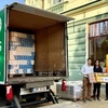 The relief team delivers aid to flood-stricken regions in the Czech Republic. (Photo: VNA)