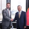 General Secretary of the Communist Party of Vietnam (CPV) Central Committee and State President To Lam (right) and Nick Ammann, Vice President of Global Government Affairs at Apple. (Photo: VNA)