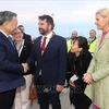 Farewell ceremony for Party General Secretary and State President To Lam (L) at Dublin Airport. (Photo: VNA)