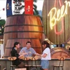 Visitors enjoy Belgian beer at the Belgian Culture & Food Festival 2023 (Photo: VNA)