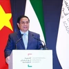 El primer ministro de Vietnam, Pham Minh Chinh, pronuncia un discurso en la Academia Diplomática Anwar Gargash. (Foto: VNA)