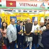 Le stand du Vietnam a attiré beaucoup d'attention et d'appréciation de la part d'entreprises indiennes et étrangères. Photo : VNA