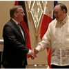Le ministre allemand de la Défense Boris Pistorius (à gauche) rencontre son homologue philippin Gilberto Teodoro Jr. le 5 août pour des discussions bilatérales sur le renforcement des liens de sécurité entre les deux nations. (Photo : Inquirer.net)