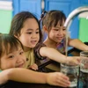 Les écoles défavorisées à Quang Nam ont accès à l'eau potable . Photo : VNA