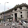 Devant la succursale de la SBV à Ho Chi Minh-Ville, au 8, rue Vo Van Kiet. (Photo : VNA)