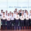 Le secrétaire général du Parti communiste du Vietnam, To Lam, et les délégués posent pour une photo de groupe. Photo : VNA