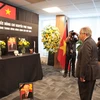 Dirigentes de ONU y diplomáticos extranjeros rinden homenaje al Secretario General vietnamita