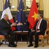  Intensifican Vietnam y Francia lazos entre órganos legislativos y provincias