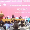越共中央总书记、越南社会主义共和国主席苏林主持记者会，宣布会议结果。图自越通社
