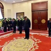 中共中央总书记、国家主席习近平吊唁阮富仲总书记逝世