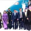 Prime Minister Pham Minh Chinh, his spouse and the high-ranking delegation of Vietnam arrive at King Khalid International Airport in Riyadh on October 29 afternoon. (Photo: VNA)