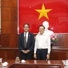 Des responsables du Comité populaire de la ville de Can Tho et du groupe Fujitsu Limited. Photo: VNA
