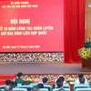 Le général de corps d’armée Phung Si Tân, chef d’État-major général adjoint de l’Armée populaire du Vietnam, à la conférence. Photo: VNA