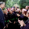 Le président To Lam rencontre le peuple au site des reliques du Président Ho Chi Minh au Palais présidentiel, le 23 mai 2024. Photo : VNA