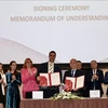 Representatives of the Vietnam Trade Promotion Agency (Vietrade) and the SPIRIT Slovenia Business Development Agency at the signing ceremony of their Memorandum of Understanding (MoU) on cooperation. (Photo: VNA)