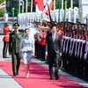 Thai Prime Minister Paetongtarn Shinawatra and her Singapore counterpart Lawrence Wong. (Photo: Courtesy of Thai Foreign Affairs Ministry)