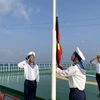 Flag hoisted half-mast in Truong Sa in tribute to Party General Secretary Nguyen Phu Trong