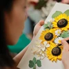 Maypaperflower - artistic paper flower craft in Hue 