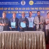 WebCRS company from Kerala signs memoranda of understanding on cooperation with several travel agencies and hotels in Phu Yen. (Photo: VNA)