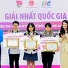 Winners of the 7th national Adobe Certified Professional (ACP) Championship 2024 are awarded at a ceremony in Hanoi on June 2. (Photo: VNA)