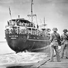 The ship Djiring carrying French troops leaves Sau Kho wharf (Hai Phong) to the South on May 13, 1955, in accordance with the Geneva Agreement. The North was completely liberated. (File photo: VNA)