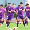 Players seen in training in Hanoi in preparation for the CFA Team China international friendly tournament on September 4-10. ()Photo of VFF)