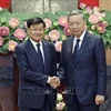 El presidente vietnamita, To Lam, recibe al secretario general del Comité Central del Partido Revolucionario Popular y presidente de Laos, Thongloun Sisoulith. (Fuente: VNA)