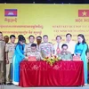 Signature d'un procès-verbal de coopération contre la criminalité dans les zones frontalières entre la Police provinciale de Tay Ninh et la Police provinciale de Svay Rieng. Photo: VNA